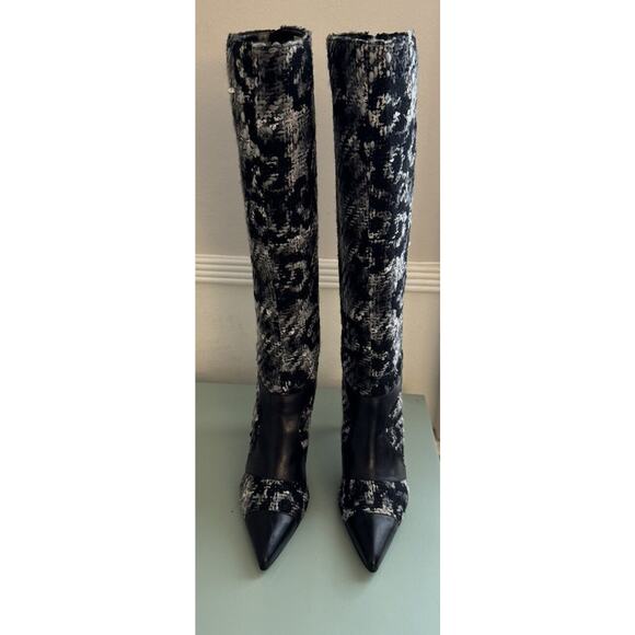 CHANEL BLACK CAMELLIAS LEATHER TWEED BOOTS SZ 38 NEW - Picture 2 of 13